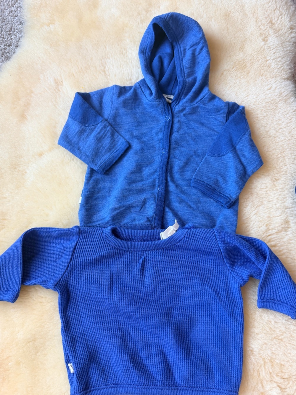 Pink Chicken & Paige Lauren Sweatshirt, Pants & Shorts 3-6mo, Hoodie (O-3) , - Picture 3 of 6